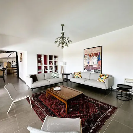 Villa Eden Pour 8 Personnes Climatisee Avec Piscine Chauffee Et Vue A *