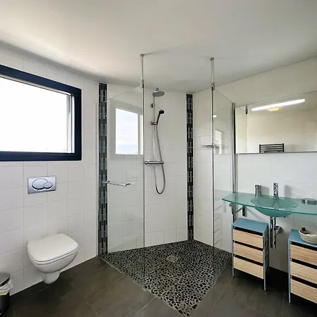 Eden Pour 8 Personnes Climatisee Avec Piscine Chauffee Et Vue A *