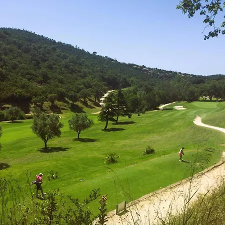 Villa Eden Pour 8 Personnes Climatisee Avec Piscine Chauffee Et Vue A *